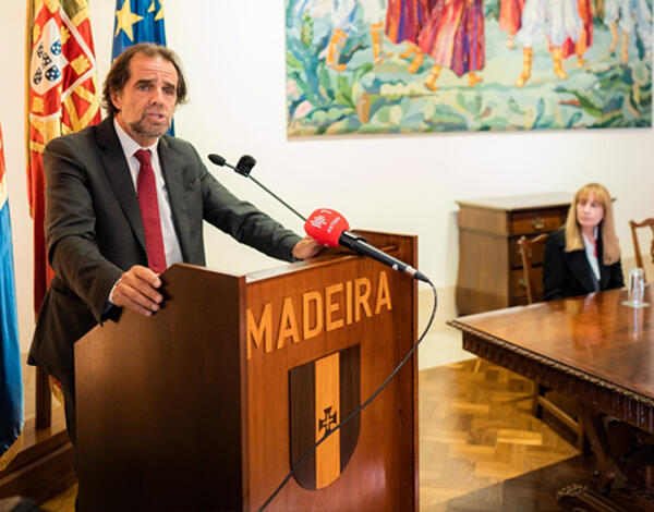 É urgente a UE «consolidar política de Defesa e Segurança Comum» 