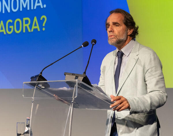 Miguel Albuquerque exige uma Revisão Constitucional