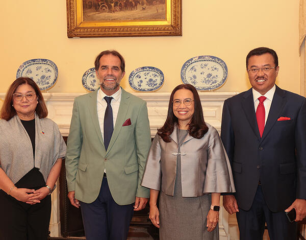 Madeira pretende reforçar cooperação com as Filipinas, a Indonésia e a Tailândia