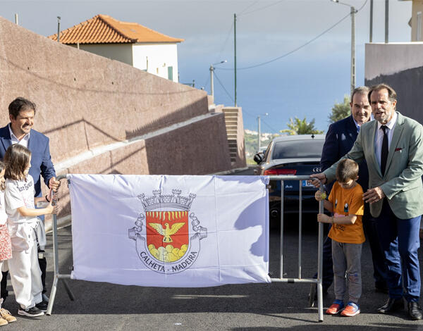 Segredo do desenvolvimento resulta do diálogo e cooperação entre Governo Regional e o Poder Local