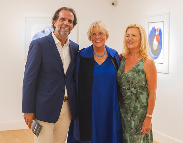 «Terapia contra o quotidiano cinzento»