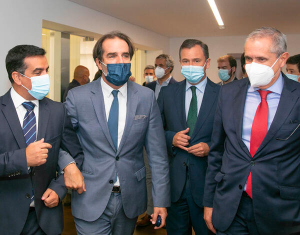 Albuquerque elogia capacidade da “Farmadeira”