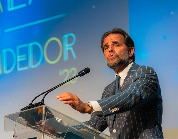 Governo já ajudou 489 a criarem a sua própria empresa