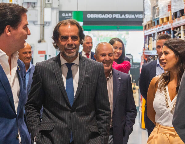 Albuquerque releva contributo da Garcias – Wine & Spirits na colocação de produtos regionais no mercado nacional.