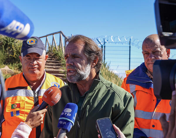 Madeira com uma frente ativa vai manter bombeiros em locais estratégicos