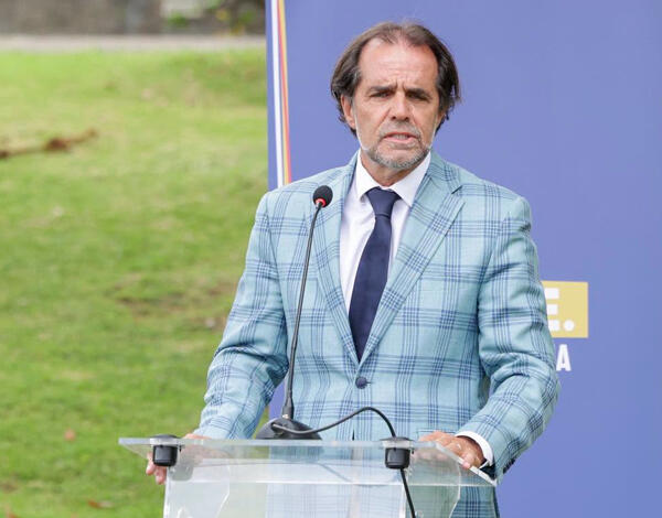 Miguel Albuquerque avisa que Autonomia não é obra acabada