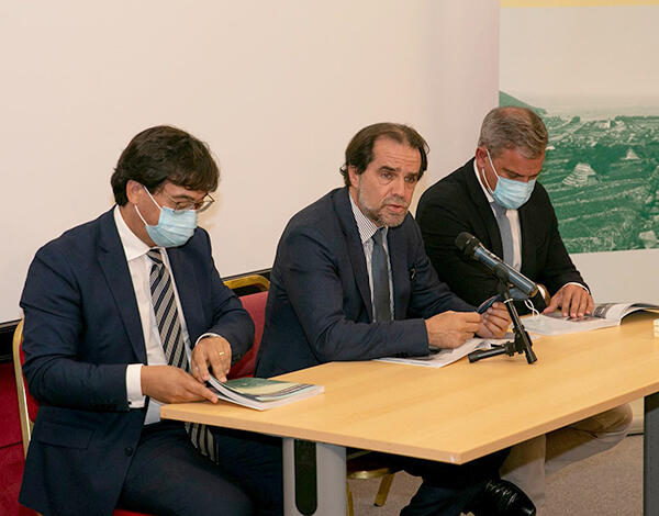 Albuquerque exorta jovens a conhecer o passado 