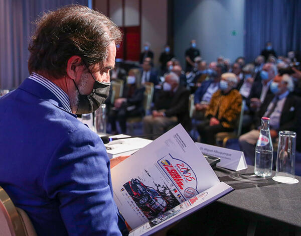 Albuquerque na homenagem a Ricardo Veloza