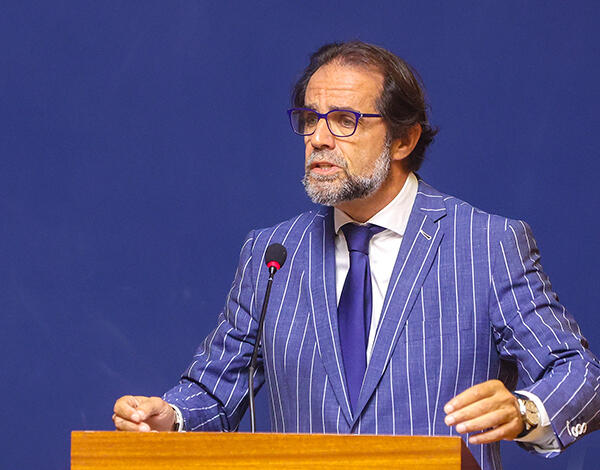 Madeira ficará ligada à máquina após a queda deste Governo