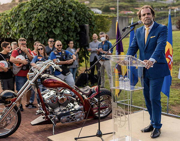 Albuquerque na cerimónia de homenagem ao Motard 