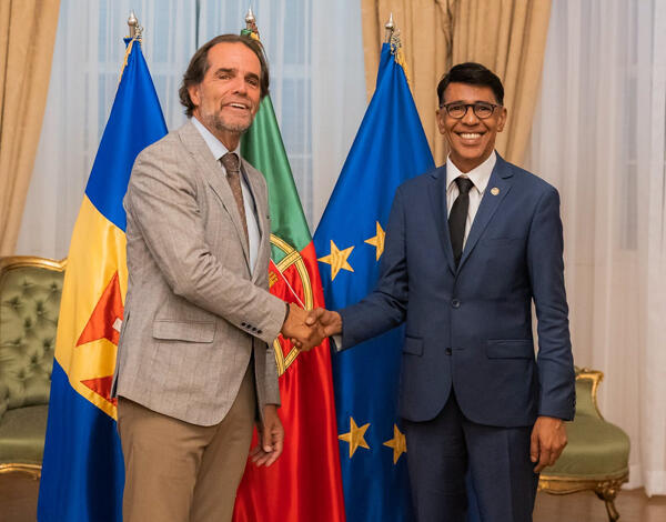 Albuquerque quer apoios não só mantidos como reforçados