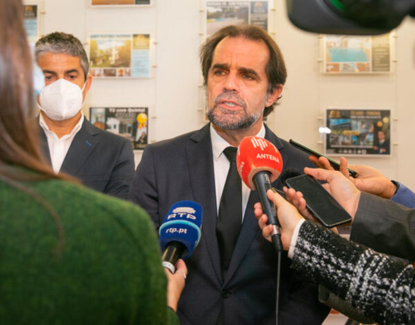 Miguel Albuquerque defende voto eletrónico