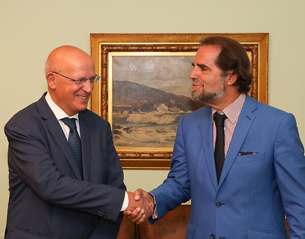 Albuquerque destaca conversa franca com Santos Silva