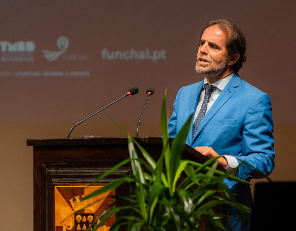 Radicalismos e populismos só se combatem com boa governação e o Estado Providência