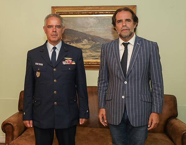 Albuquerque recebeu Major-General António Carlos Temporão
