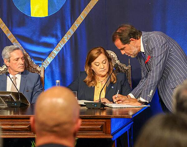 Miguel Albuquerque promete governo de diálogo