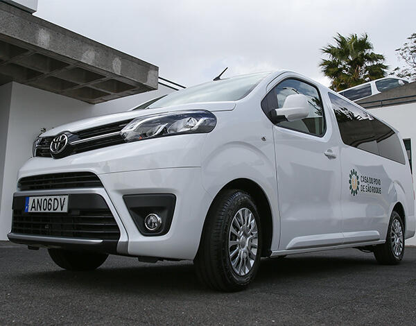 Albuquerque entregou viatura ao Centro de Dia de São Roque 