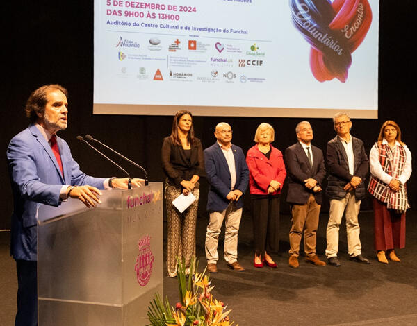 Miguel Albuquerque agradece aos voluntários