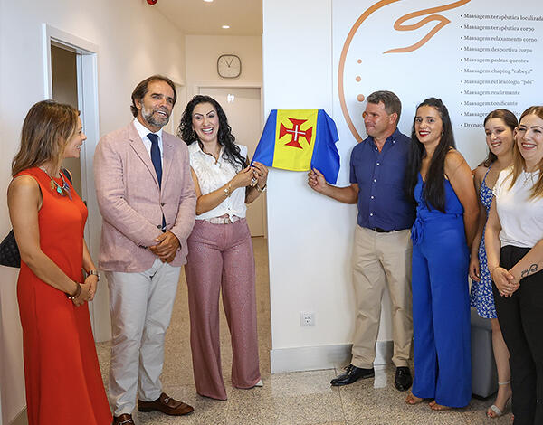 Criação da própria empresa e posto de trabalho é para continuar