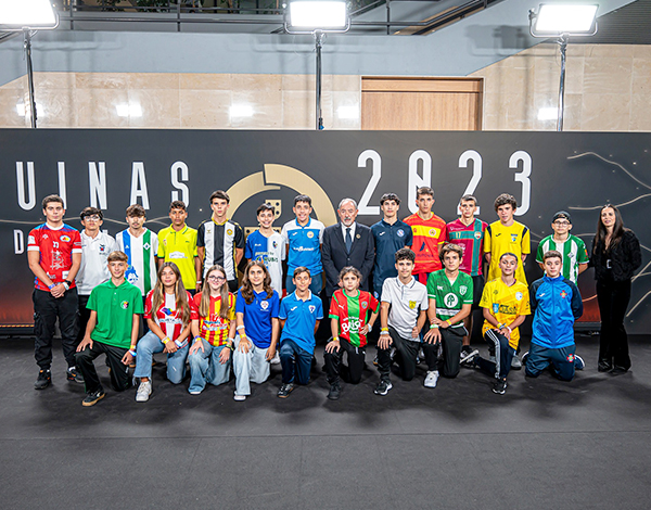 Jovens Madeirenses na Gala das "Quinas de Ouro 2023"