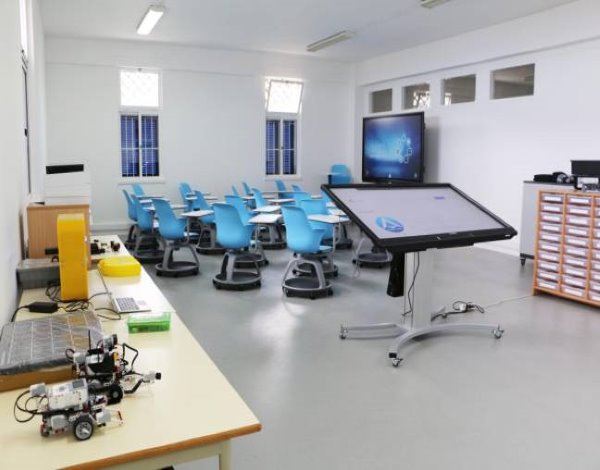 Arduino Education, empresa sueca de kits educacionais, elogia avanço tecnológico da Região Autónoma da Madeira.