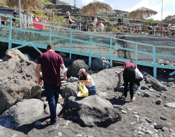 STFP participa na Limpeza das Praias no Funchal