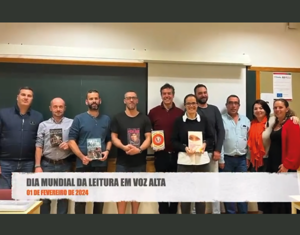 Comemoração do Dia Mundial da Leitura em Voz Alta