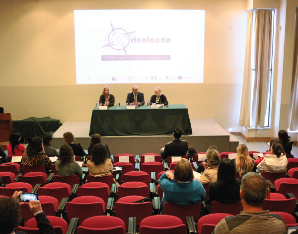 IQ com 712 formandos em 51 cursos 