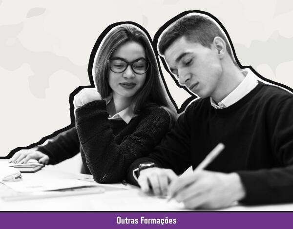 Curso de Línguas Estrangeiras - Inglês e Alemão