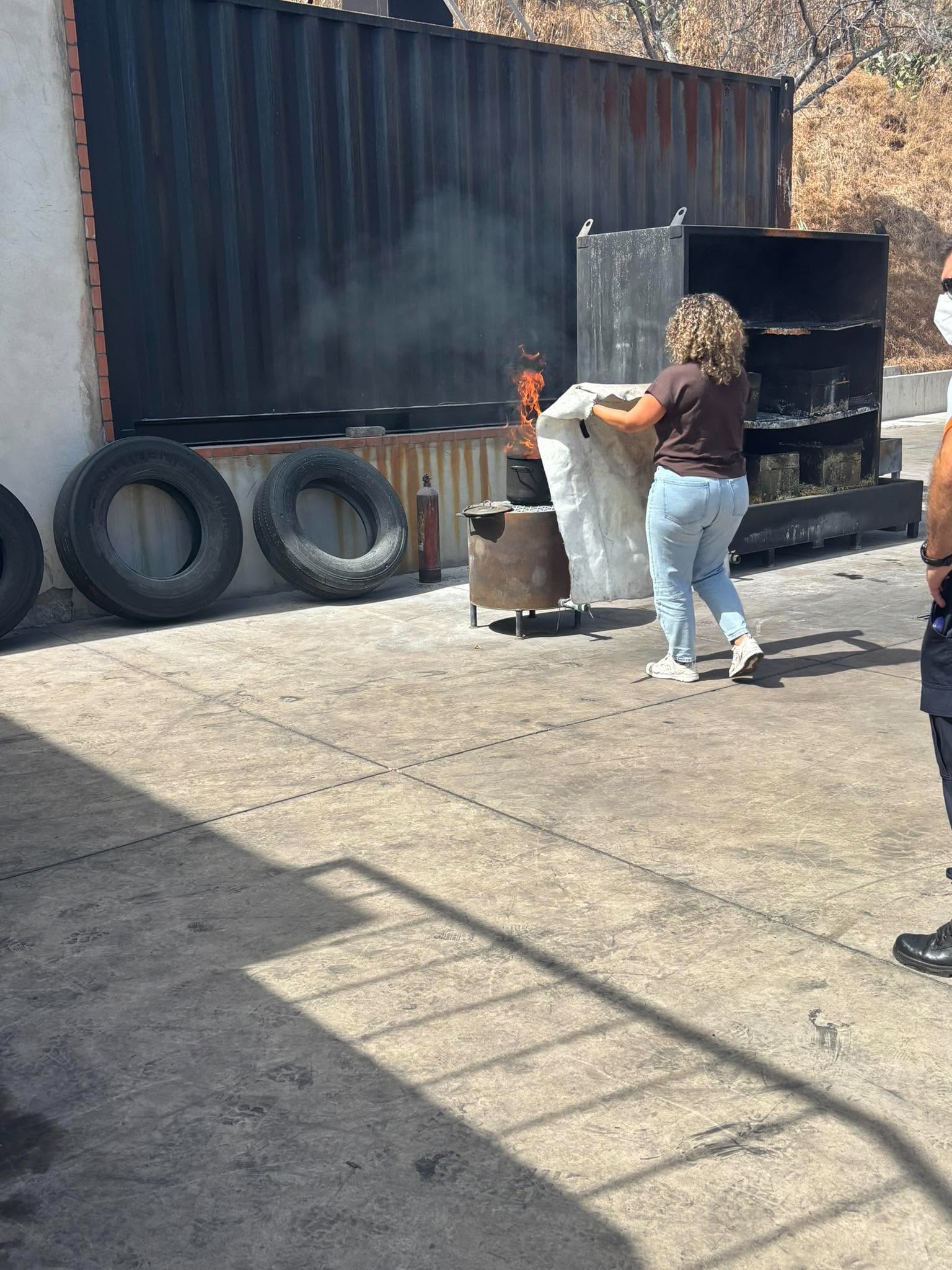 Foto7 Formação em Combate a Incêndios e Evacuação de Edifícios