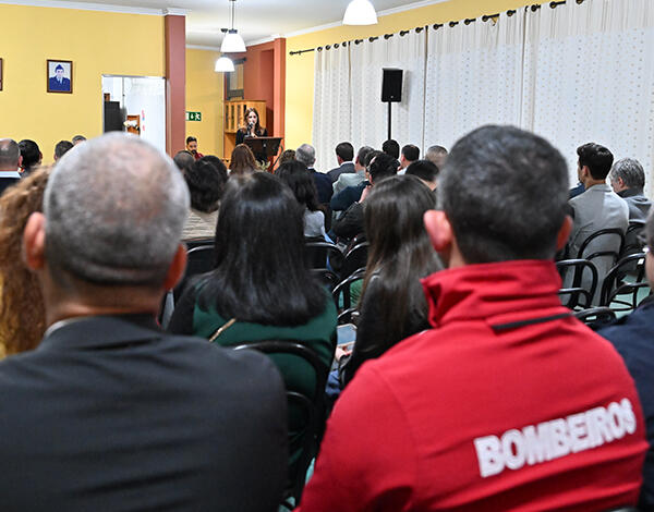 Micaela Fonseca de Freitas destaca valorização dos Bombeiros e anuncia requalificação do quartel na Ribeira Brava