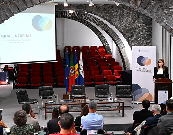 Micaela Fonseca de Freitas destaca prevenção e resiliência como prioridades na gestão de eventos extremos