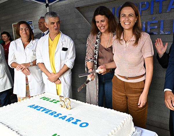 O Hospital Dr. Nélio Mendonça assinala hoje 53 anos de serviço à saúde dos madeirenses e porto-santenses.