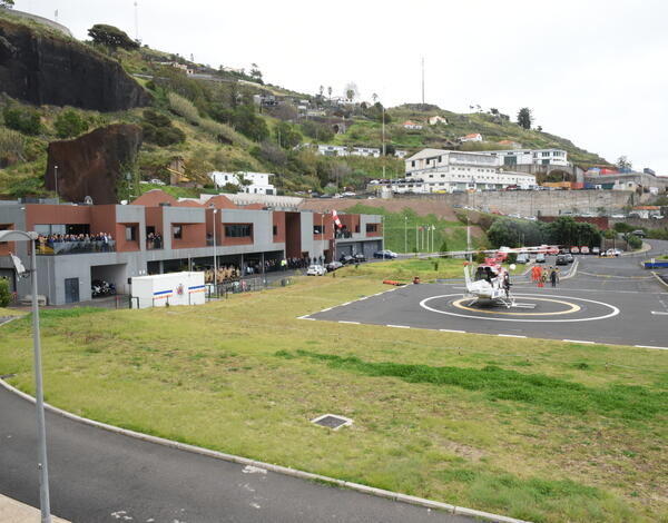 Recapitule os melhores momentos do 43.º aniversário do Serviço Regional de Proteção Civil.