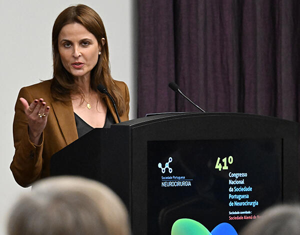 Micaela Fonseca de Freitas destaca pioneirismo e excelência do Serviço de Neurocirurgia do SESARAM