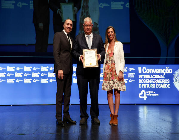 Enfermeiros atribuem premio Valor & Excelência a Pedro Ramos
