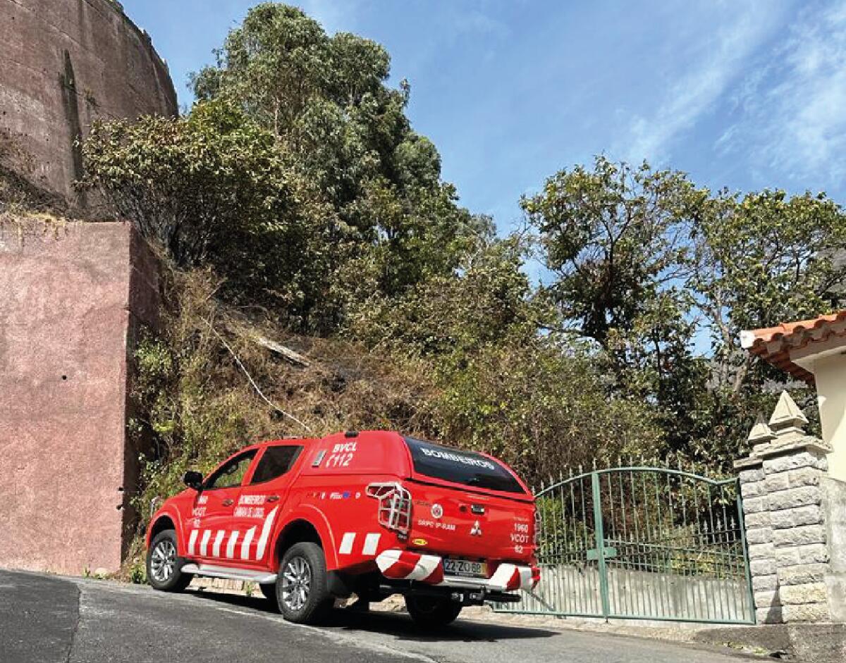 Incêndio no Curral das Freiras em fase de rescaldo 