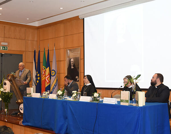 Pedro Ramos na apresentação do livro “Irmã Maria Wilson, Correspondência e Documentação” 
