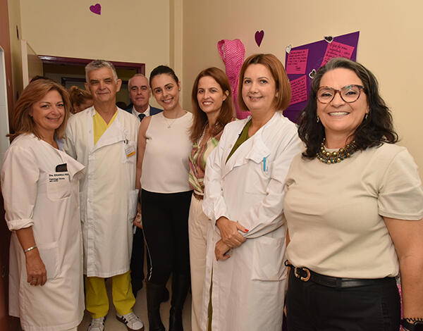 Secretária Regional de Saúde em iniciativa que eleva a autoestima de utentes oncológicas