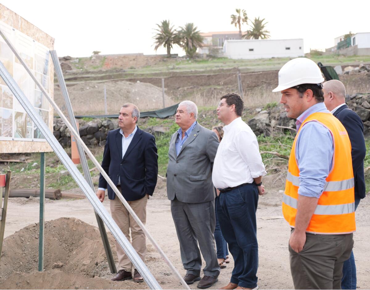 Pedro Ramos visitou as obras da nova Unidade de Saúde Local do Porto Santo