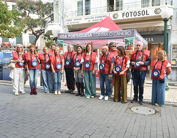 Secretária Regional de Saúde junta-se ao Peditório da Liga Portuguesa Contra o Cancro