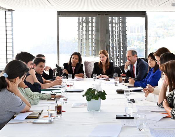 Madeira e Açores unem esforços para garantir o regresso de médicos especialistas às Regiões Autónomas