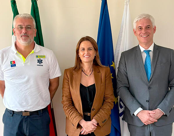 Micaela Fonseca de Freitas em visita institucional ao INEM