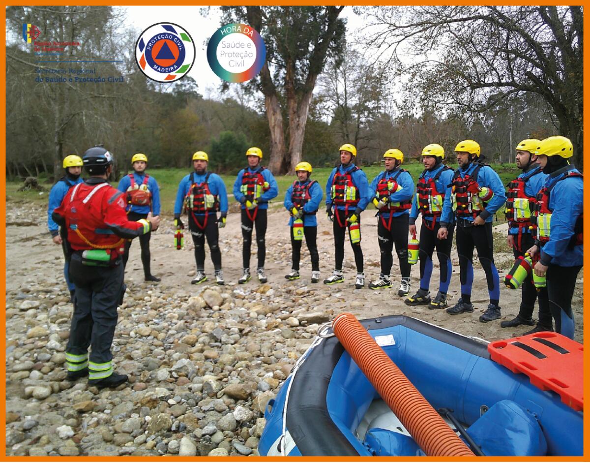 Bombeiros da Região recebem formação em Resgate em Águas Bravas