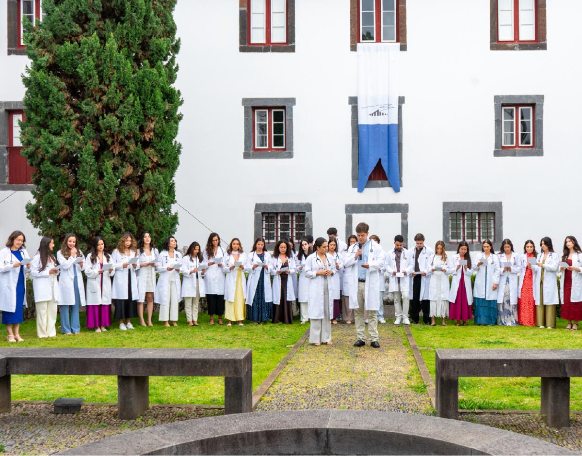 Micaela Fonseca de Freitas convida futuros médicos a fazer parte do Serviço Regional de Saúde