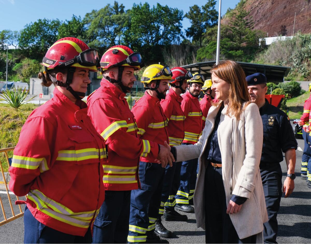 Governo Regional reforça Bombeiros com Equipamentos