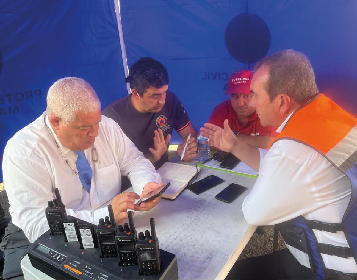 Todos os meios ativados para o incêndio da Calheta 