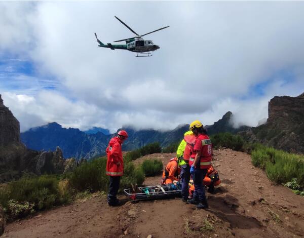 Brigada Helitransportada na valência Recuperador Salvador realiza mais um resgate com sucesso