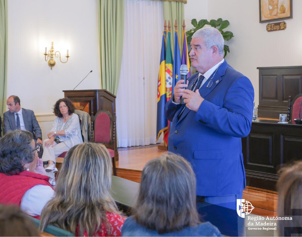 Saúde promoveu sessão informativa dirigida aos utentes dos Centros Comunitários da SocioHabitaFunchal