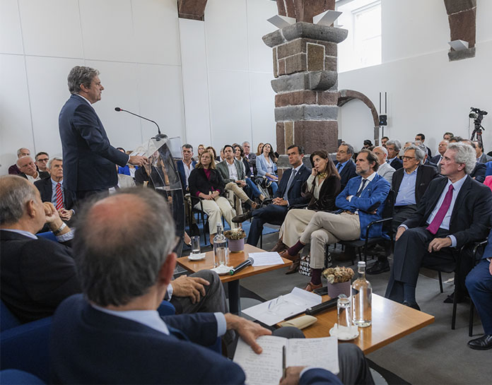 Ciclo de Conferências assinala os 50 Anos da Autonomia da Madeira